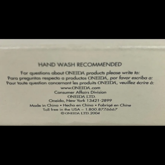 Vintage 4 piece ONEIDA cream&sugar w/lid & salt &pepper sets.Never used in boxes - Picture 7 of 8